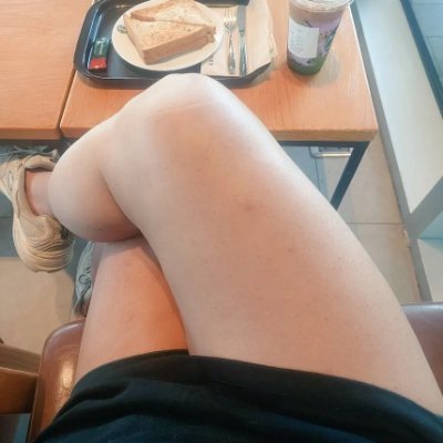 VAMMY 🧛‍♀️🌑🍷's profile picture