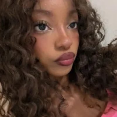 talia's profile picture