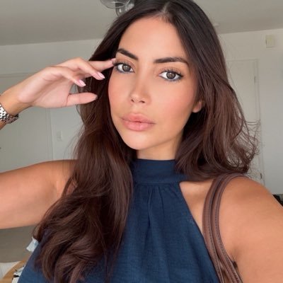 Divine Julia ✨'s profile picture