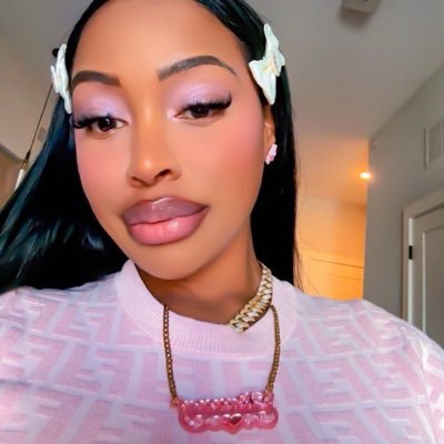 elifizzzzle's profile picture