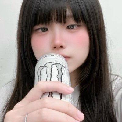 ꒰১✞夏露𝐒𝐮𝐒𝐮✞໒꒱'s profile picture