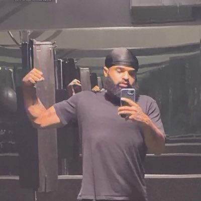 🖤's profile picture