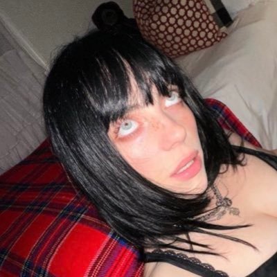 lis 𑣿's profile picture