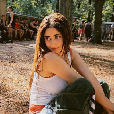 rija's profile picture