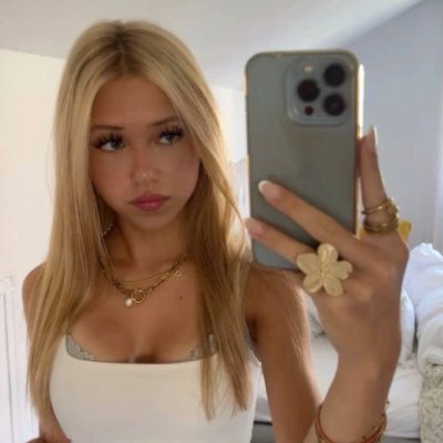 LinnaNaam's profile picture