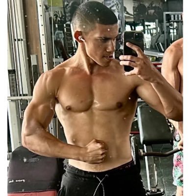 alphaMisho💪's profile picture