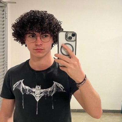 Lurdinha Indelicada's profile picture