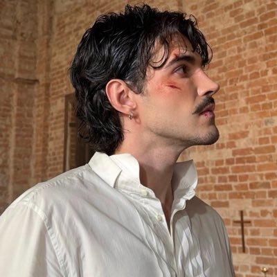 nicolas curioso's profile picture