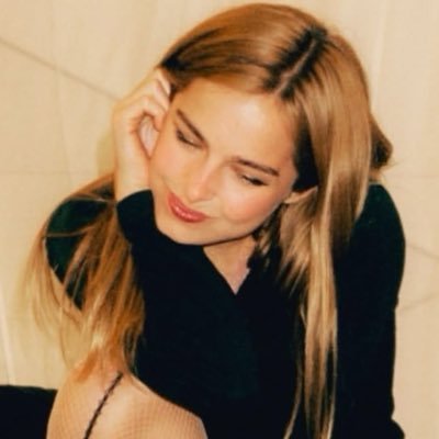 minorlyswift's profile picture