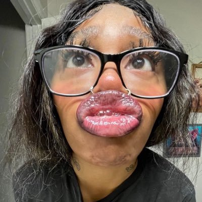 $25 Lip Queen City Telegram's profile picture