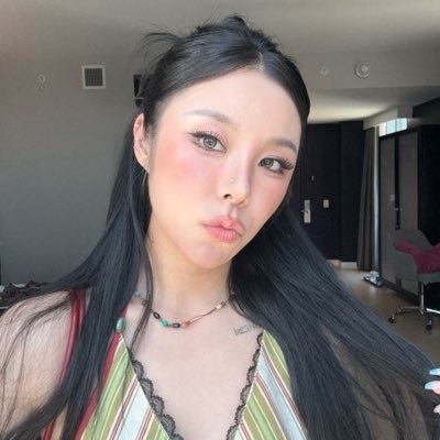 𝗐𝗁𝖾𝖾𝗂𝗇 🍉's profile picture
