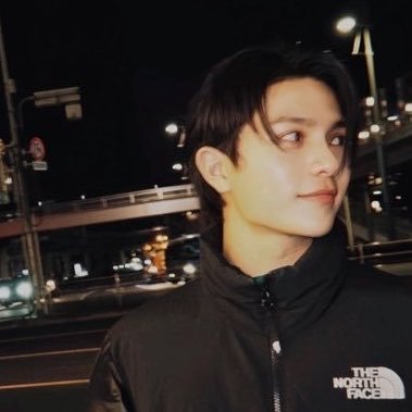 malu ⟢ 🍓 | you maniac 🚩's profile picture