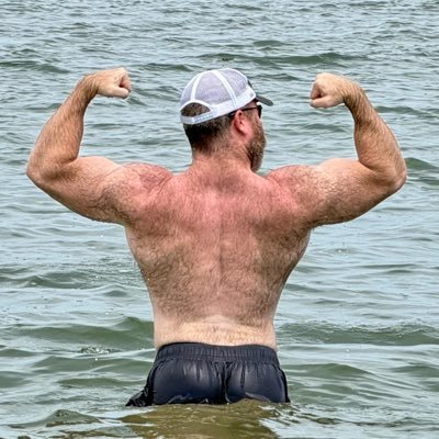 Lucast100's profile picture