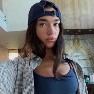lu🃏's profile picture