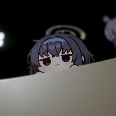 hellnia0423's profile picture
