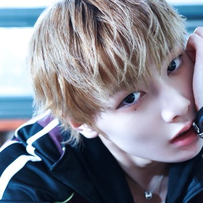 fallinlove_0208's profile picture