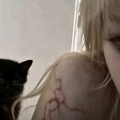 Tinaa7lv's profile picture