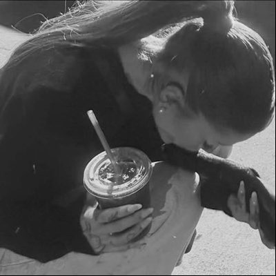 adorespetal's profile picture