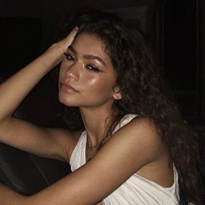 hllandayalali's profile picture
