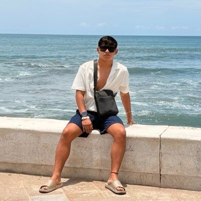 VicVic's profile picture