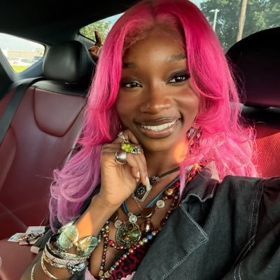 coco✰'s profile picture
