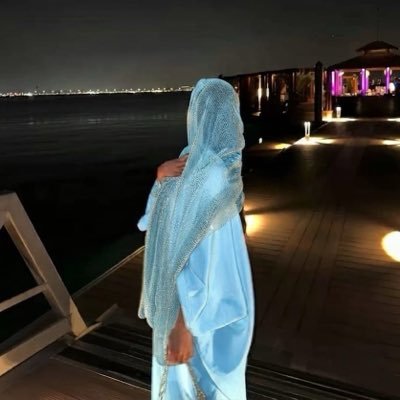 نــــون's profile picture