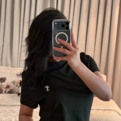 🇦🇪 دلووععة اآمإآراتييهه's profile picture