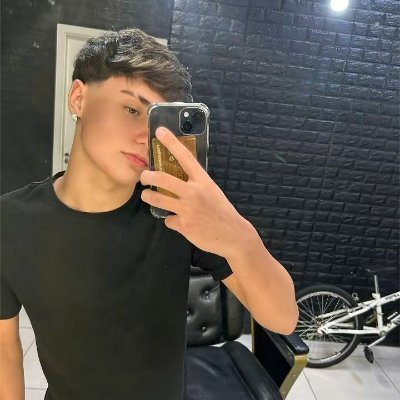 richardzoneee's profile picture