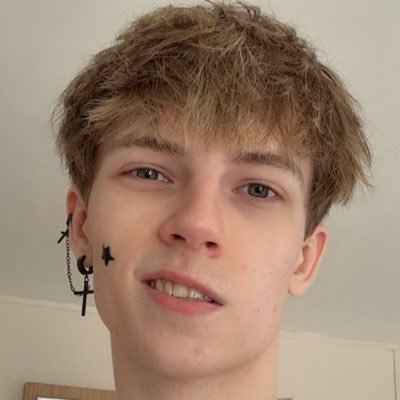 Arty ✰'s profile picture