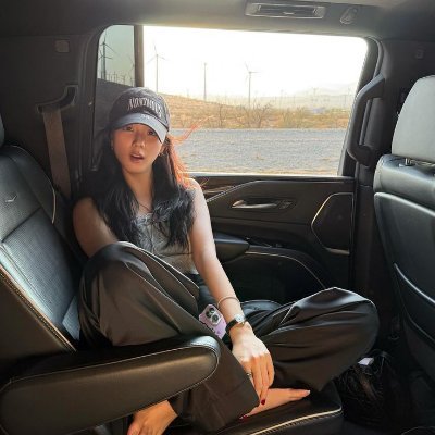 lcews's profile picture