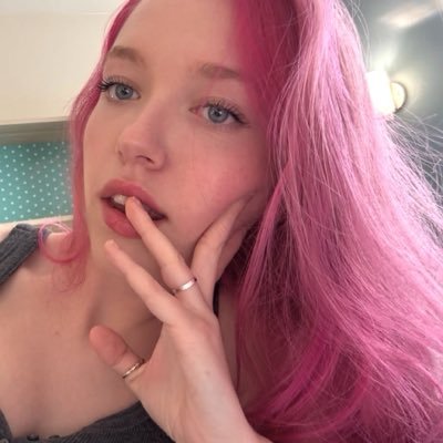 thkalinda's profile picture