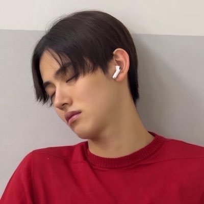reva🐮's profile picture