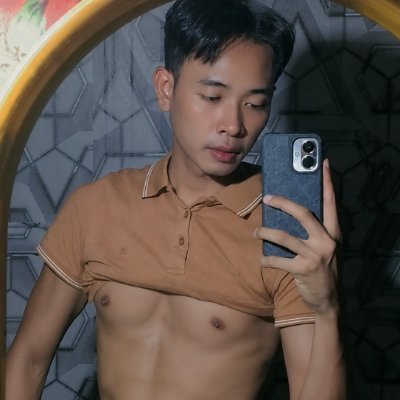 Ah Marine's profile picture