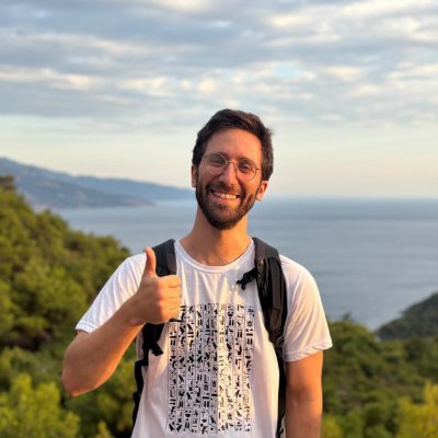 menesozel's profile picture