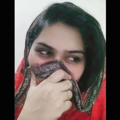 Zoya زویا's profile picture