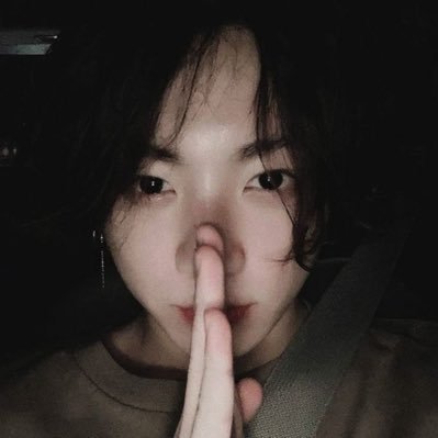 AR IRA NG ⦿ ☰ ☲ vio a bts's profile picture