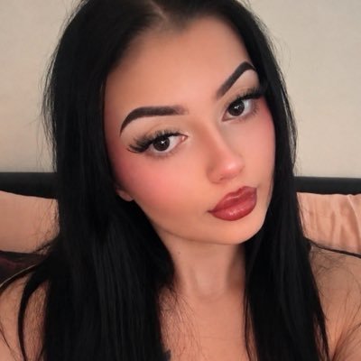 ciara 🧚🏻‍♀️ queen of latex's profile picture