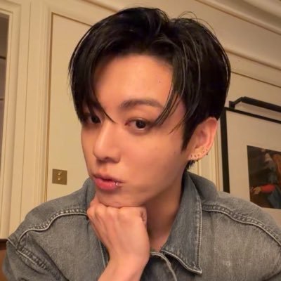 jungkook loops's profile picture