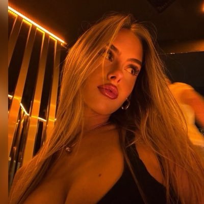 melek's profile picture
