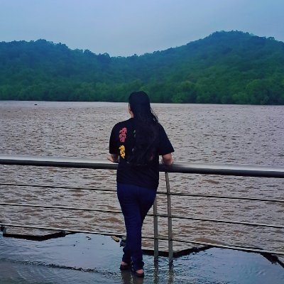 tiwari_daksha_'s profile picture