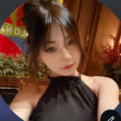 secretzz's profile picture