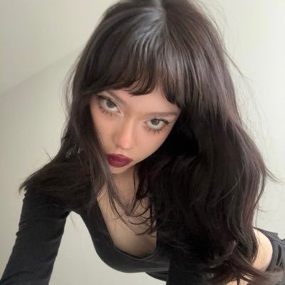 born an ethereal lotus's profile picture