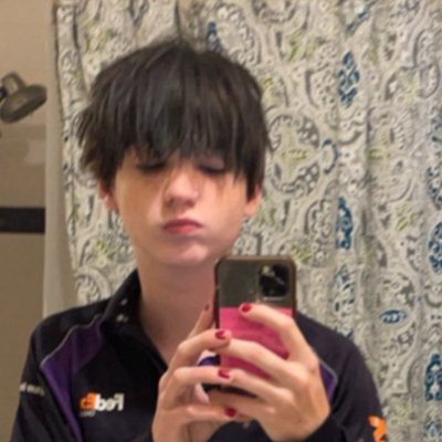 connieverlice's profile picture