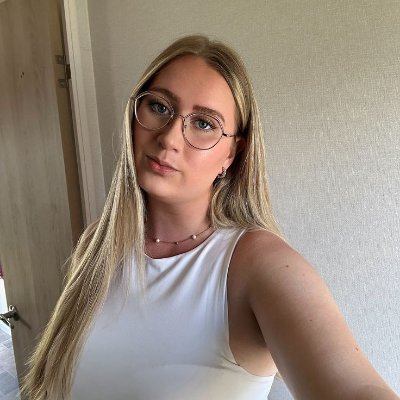 Hannah Louise's profile picture