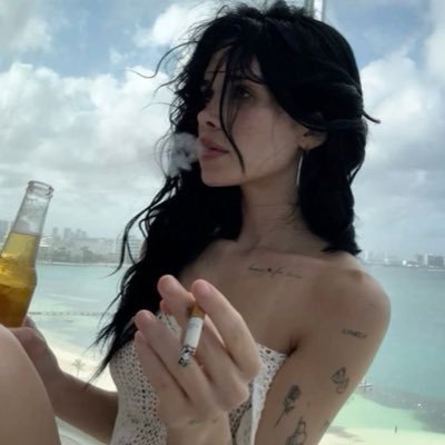 𝘯𝘰𝘷𝘢 ✧'s profile picture