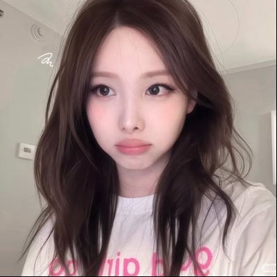𖦹's profile picture