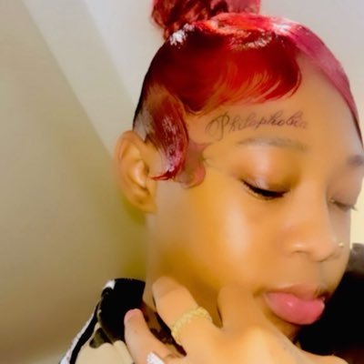 Nova Beezy's profile picture