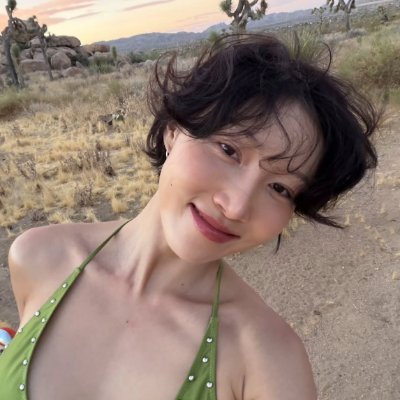 hwasaluvya's profile picture