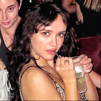 liveloveijbol's profile picture