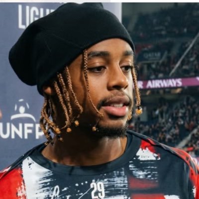aly ⭐️⭐️'s profile picture